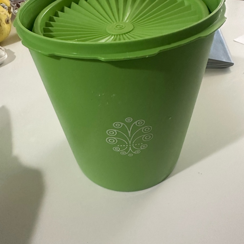 Tupperware Green Storage Containers - Picture 4 of 4